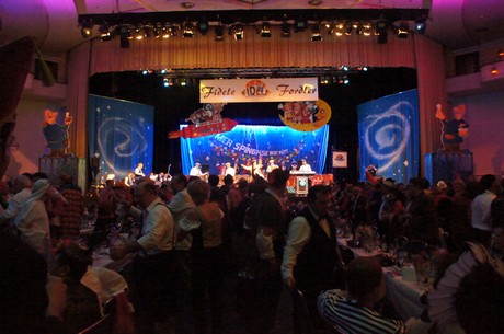 fidele-fordler-von-2001