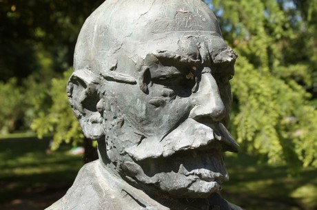 matko-laginja