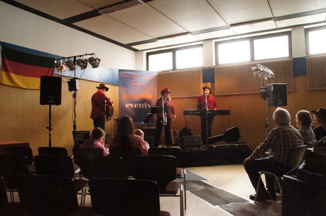 caty-andrew-band