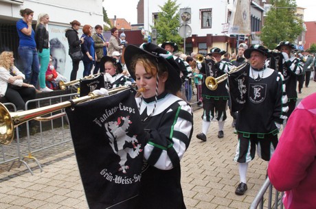 fanfarencorps-gruen-weiss-spay