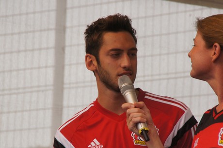 hakan-calhanoglu