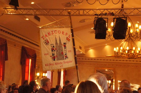 tanzcorps-KG-original-koelsche-domputzer