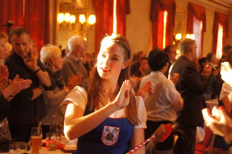 tanzcorps-KG-original-koelsche-domputzer