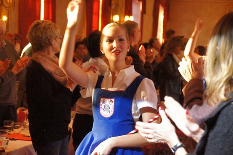 tanzcorps-KG-original-koelsche-domputzer