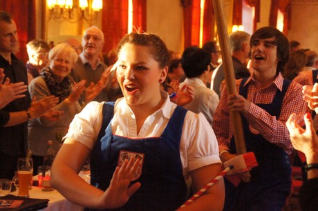 tanzcorps-KG-original-koelsche-domputzer