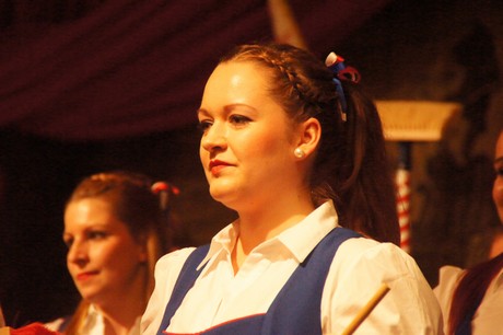 tanzcorps-KG-original-koelsche-domputzer