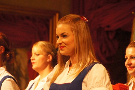 tanzcorps-KG-original-koelsche-domputzer