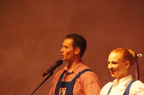 tanzcorps-KG-original-koelsche-domputzer