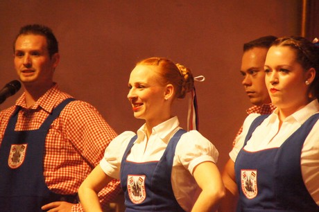 tanzcorps-KG-original-koelsche-domputzer