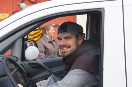 damentanzgruppe-Blessemer-Kornbluemchen