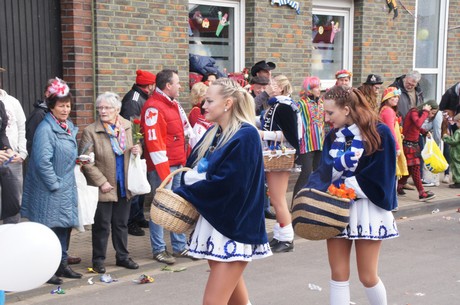 damentanzgruppe-Blessemer-Kornbluemchen