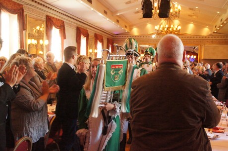 garde-corps-gruen-weiss-koeln-vun-1998