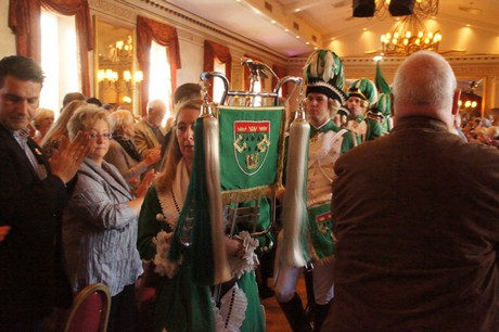 garde-corps-gruen-weiss-koeln-vun-1998