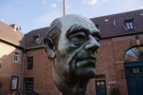 promi