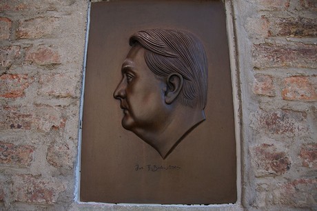 promi