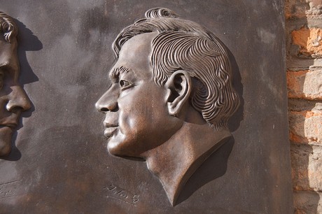 promi