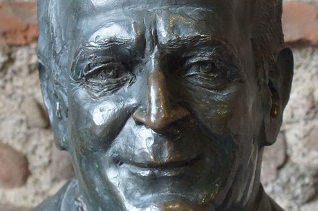 promi