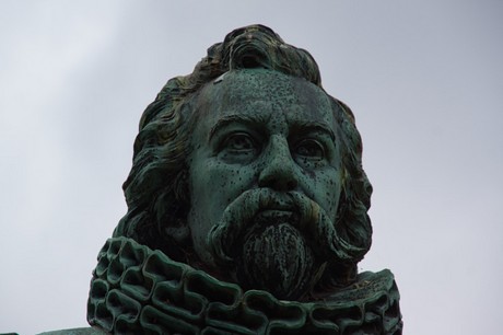 promi