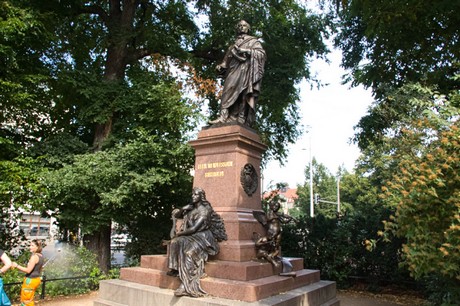 promi