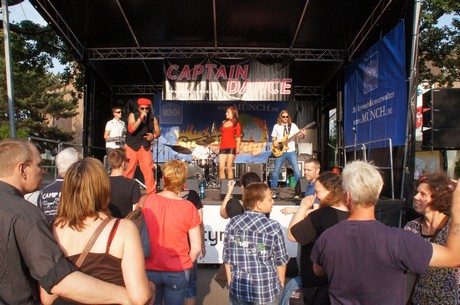 Captain-Dance