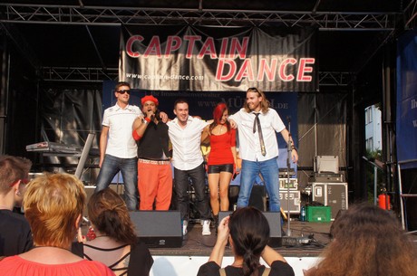 Captain-Dance-gr-####