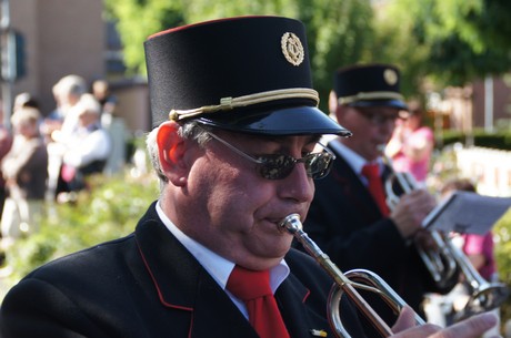 Fluit-en-Tamboerkorps-St-Hubertus-Haanrade
