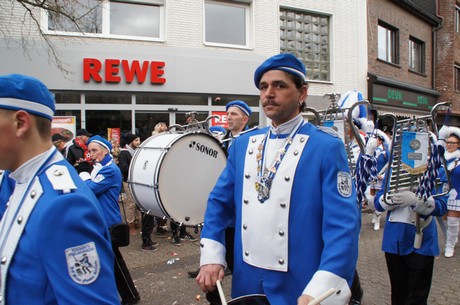 Karnevalsgesellschaft-Huerther-Funken-Blau-Weiss-von-1938