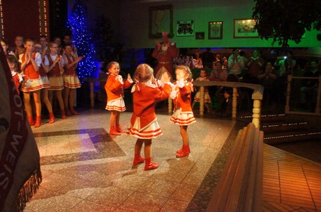 Kindertanzcorps-der-Prinzengarde-Rot-Weiss-Huerth-1947