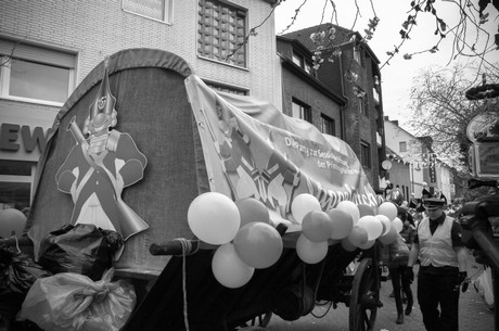 Prinzengarde-Rot-Weiss-Huerth
