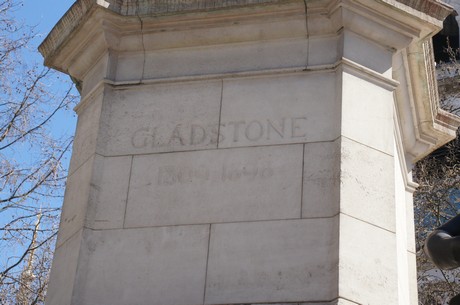 William-Ewart-Gladstone