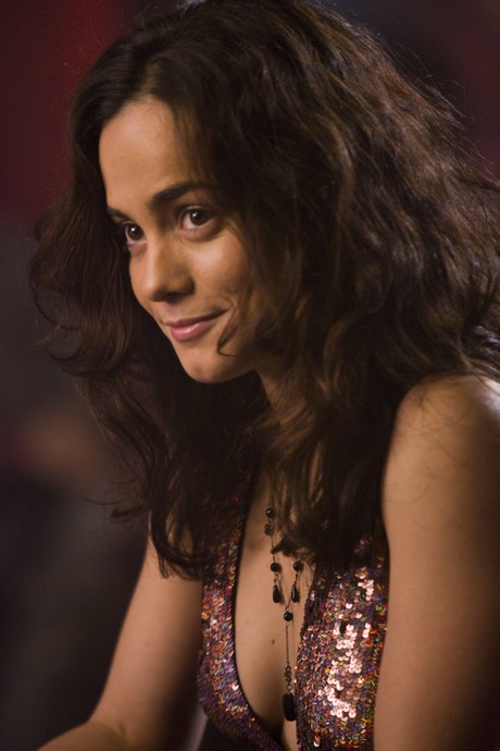 alice-braga