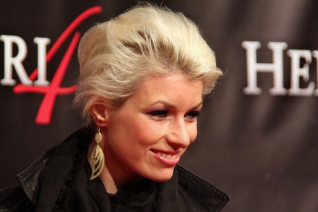 annica-hansen