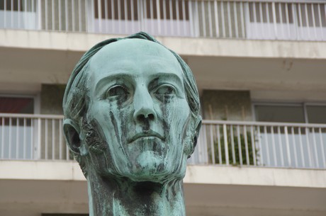 armand-de-bricqueville