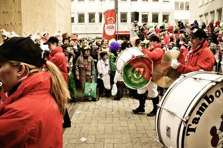 bundesschuetzen-tambourcorps-hoennepel