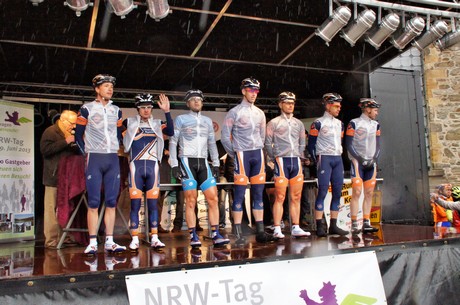 champion-system-pro-cycling-team