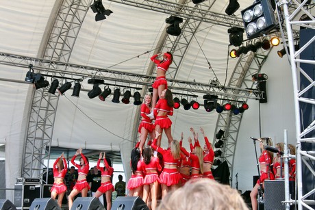 cheerleader