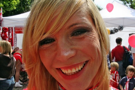 cheerleader-des-1-fc-koeln