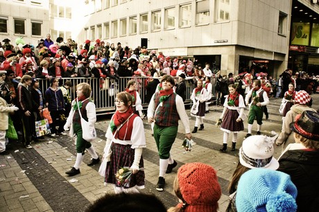 de-paenz-us-dem-ahle-koelle