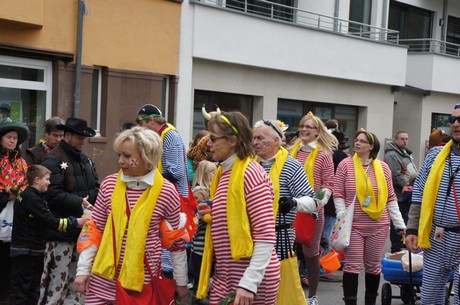 feucht-runde