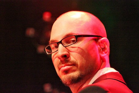 fresh-music-live