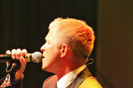 fresh-music-live