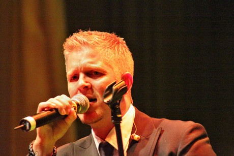 fresh-music-live