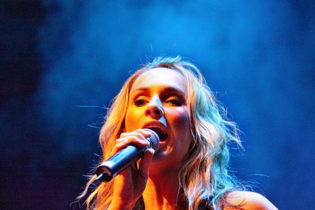 fresh-music-live