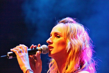 fresh-music-live
