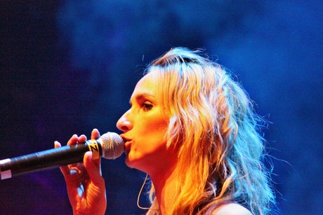 fresh-music-live
