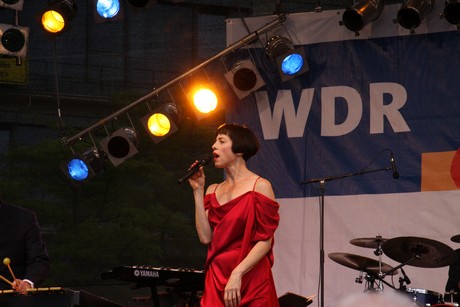 helen-schneider