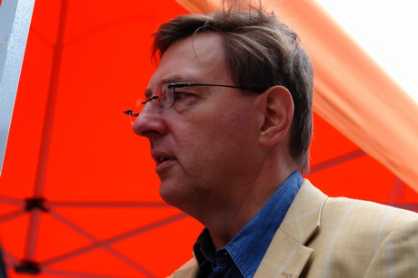 juergen-hollstein