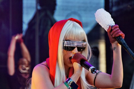 lady-gaga-show