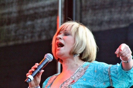 mary-roos