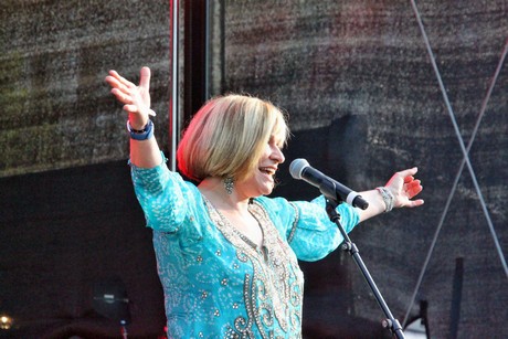 mary-roos